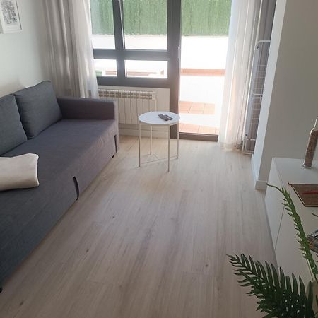 Apartamento a estrenar en ubicación inmejorable , con terraza y parking incluido Oviedo Exterior foto
