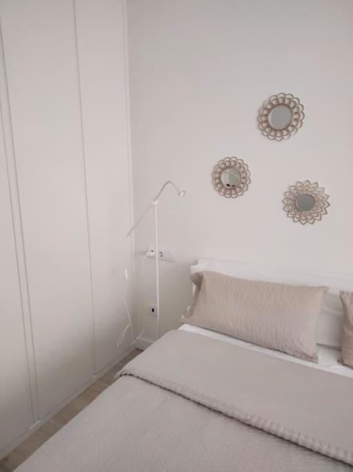 Apartamento a estrenar en ubicación inmejorable , con terraza y parking incluido Oviedo Exterior foto